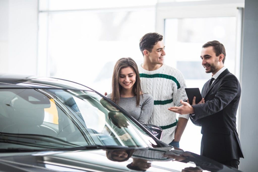 Kako prepoznati lažan oglas za prodaju automobila? Kako prepoznati lažan oglas za prodaju automobila?
